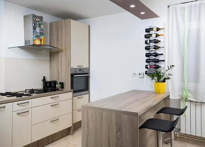 History Veruda Appartement *