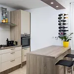 History Veruda 公寓 *